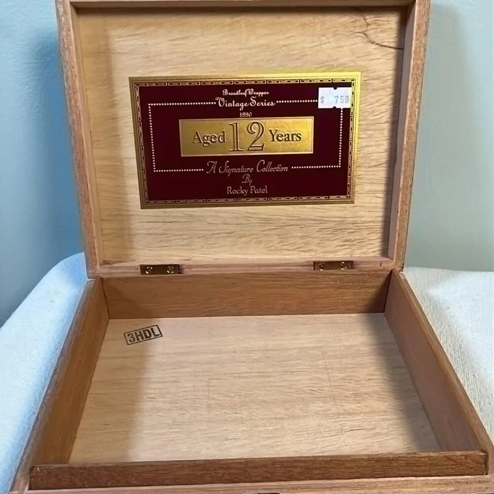 Empty Rocky Patel  Series 1990 Aged 12 Years Maroon Label Empty‎ Cigar Box